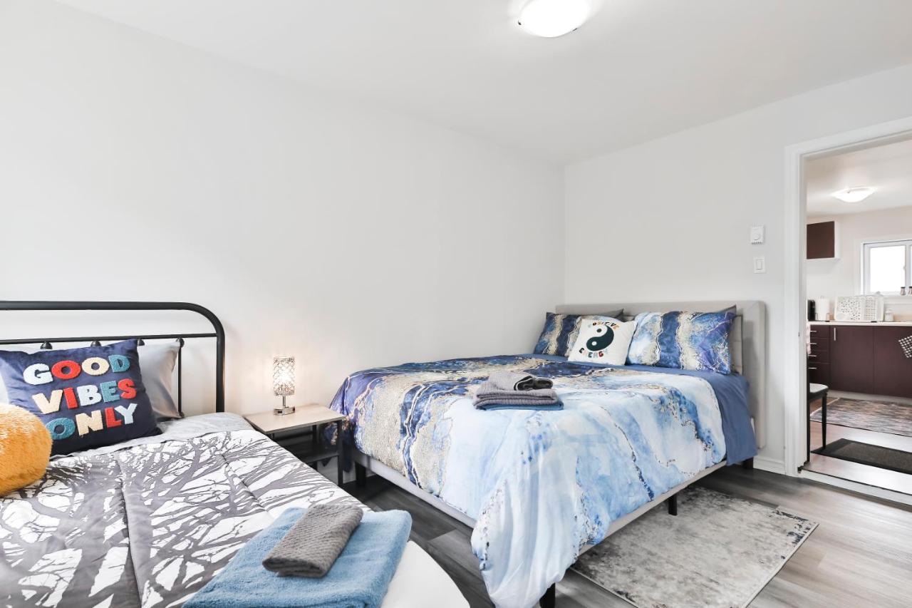 Free Parking And Central Location Montreal Ngoại thất bức ảnh