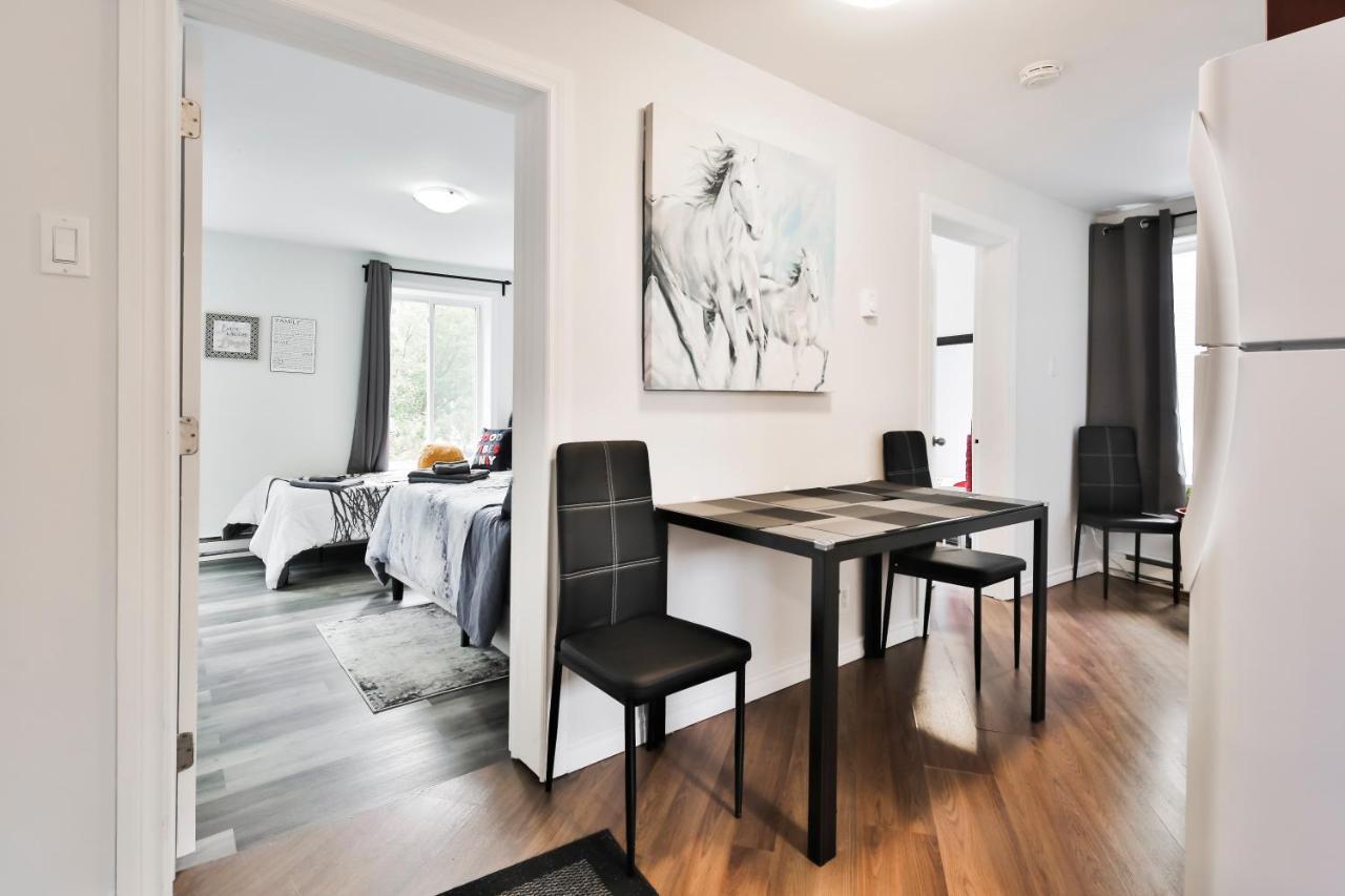 Free Parking And Central Location Montreal Ngoại thất bức ảnh
