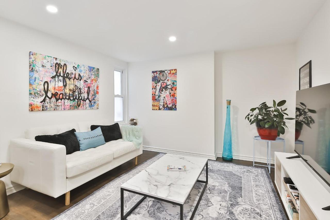 Free Parking And Central Location Montreal Ngoại thất bức ảnh
