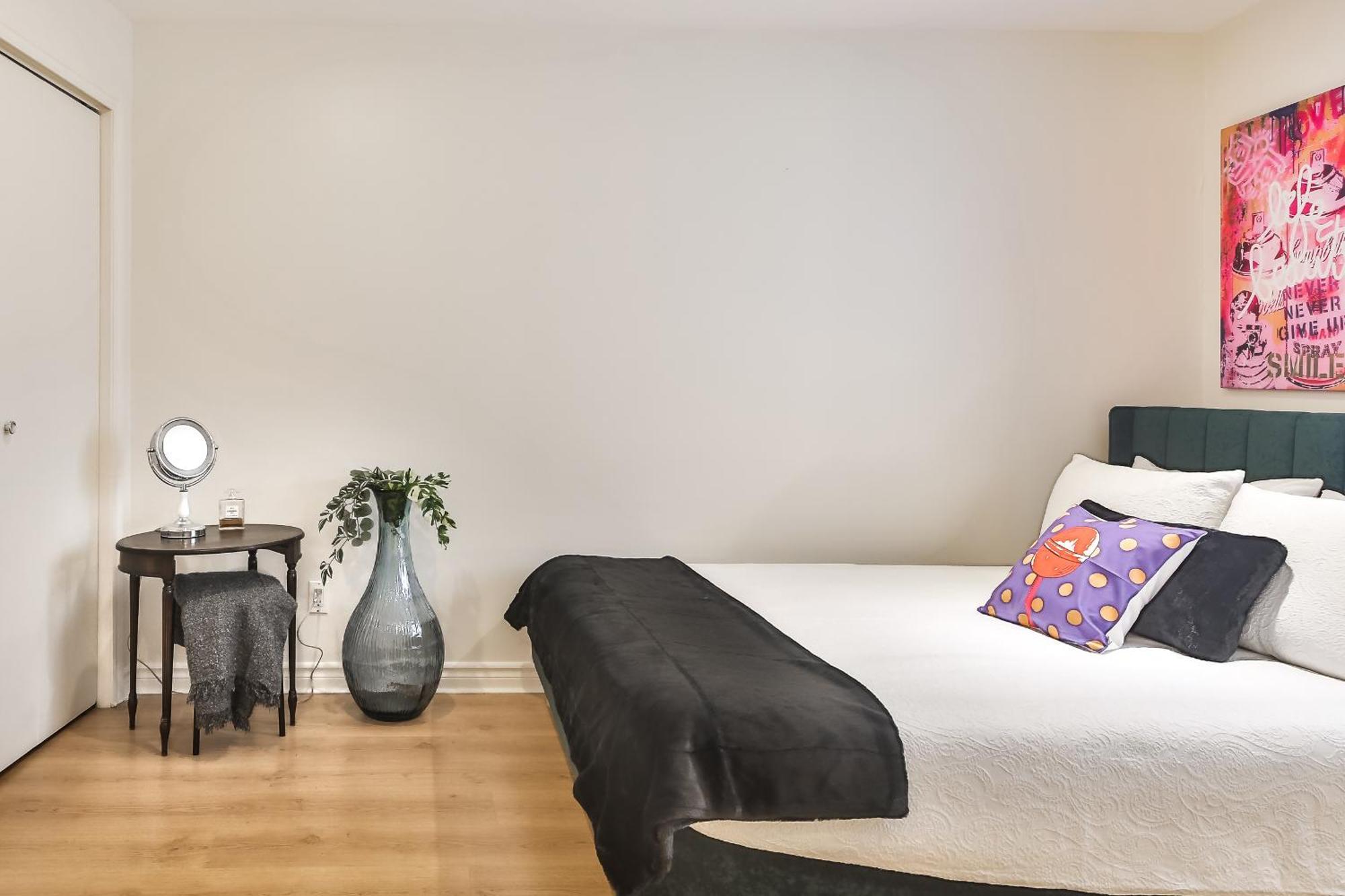 Free Parking And Central Location Montreal Ngoại thất bức ảnh